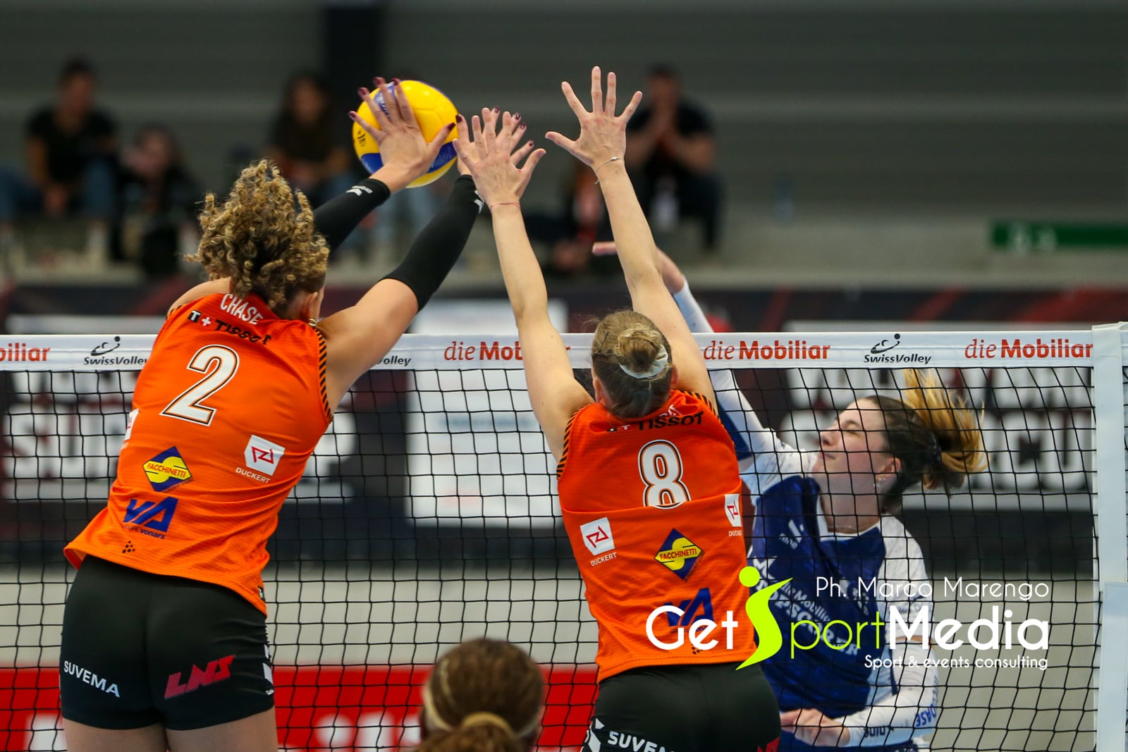 Volleyball · 20241019 190343 AE4R8403